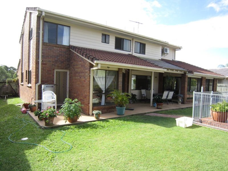 145 Meadowlands Road, Carindale QLD 4152