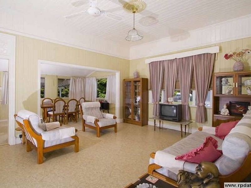 81 Whites Road, Manly West QLD 4179