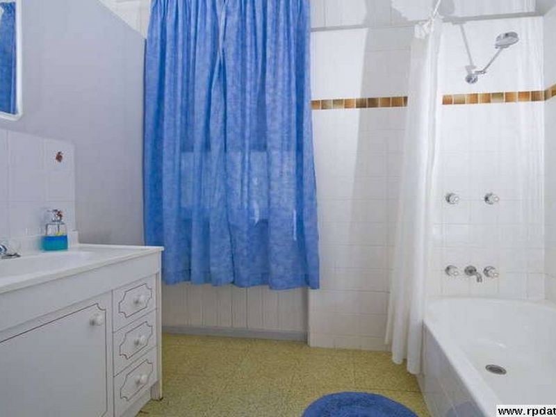 81 Whites Road, Manly West QLD 4179