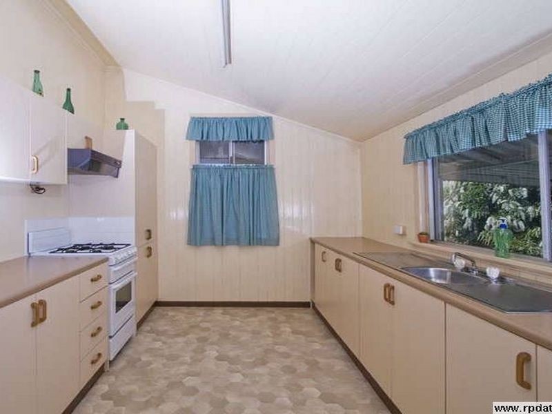 81 Whites Road, Manly West QLD 4179