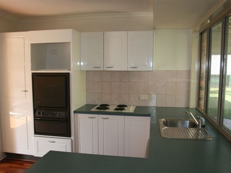 4 Bellini Ct, Alexandra Hills QLD 4161