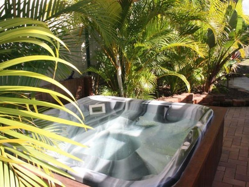 4 Bellini Ct, Alexandra Hills QLD 4161