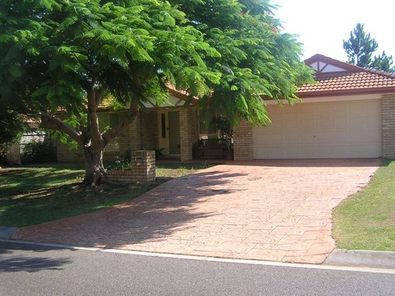 15 Daysland Street, Victoria Point QLD 4165