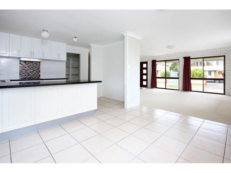 11 Moku Crescent, Birkdale QLD 4159