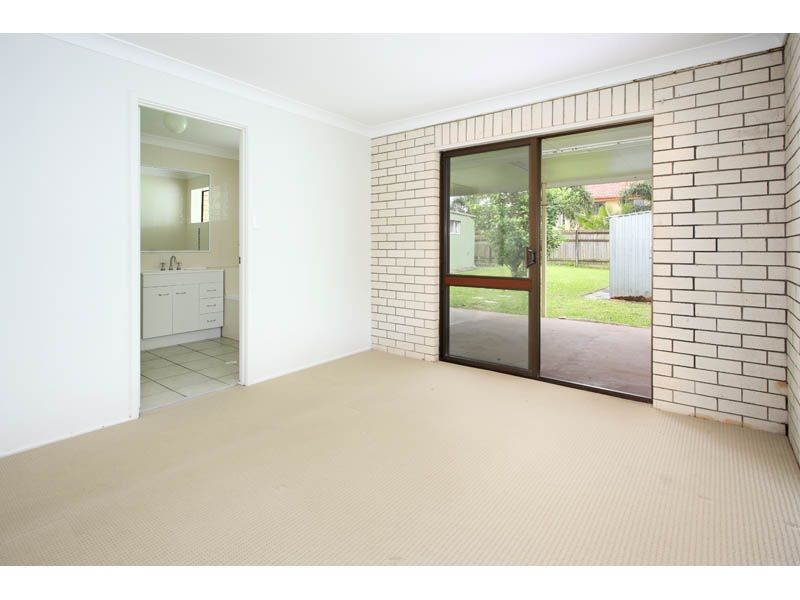 11 Moku Crescent, Birkdale QLD 4159