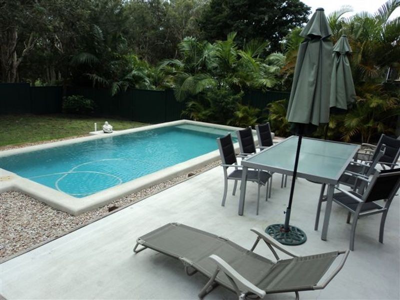 10 Carole Street, Capalaba QLD 4157