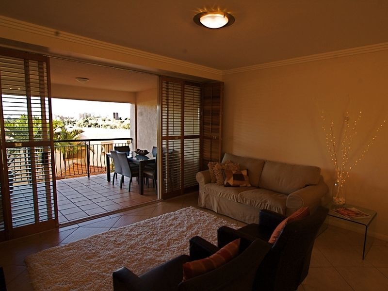 17/50 Lower River Terrace, South Brisbane QLD 4101