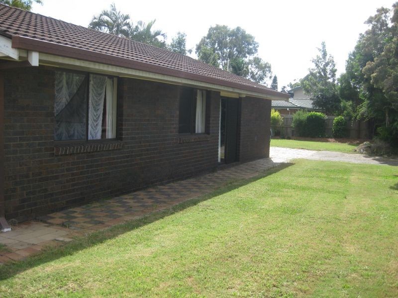 25 Boorana Street, Thorneside QLD 4158