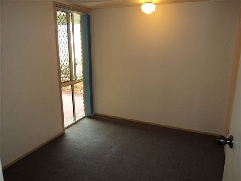2/9 Daveson Street, Capalaba QLD 4157
