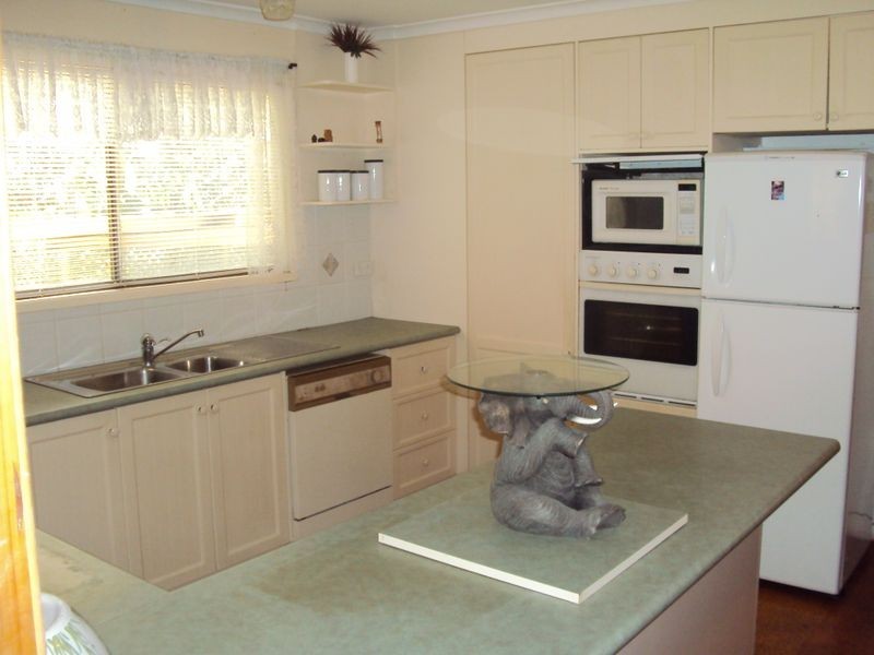 18 Valantine Road, Birkdale QLD 4159