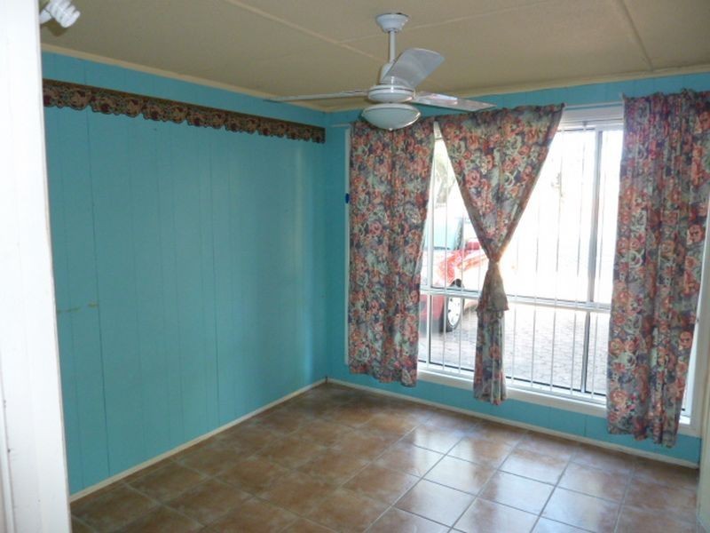 21 Charles Street, Birkdale QLD 4159