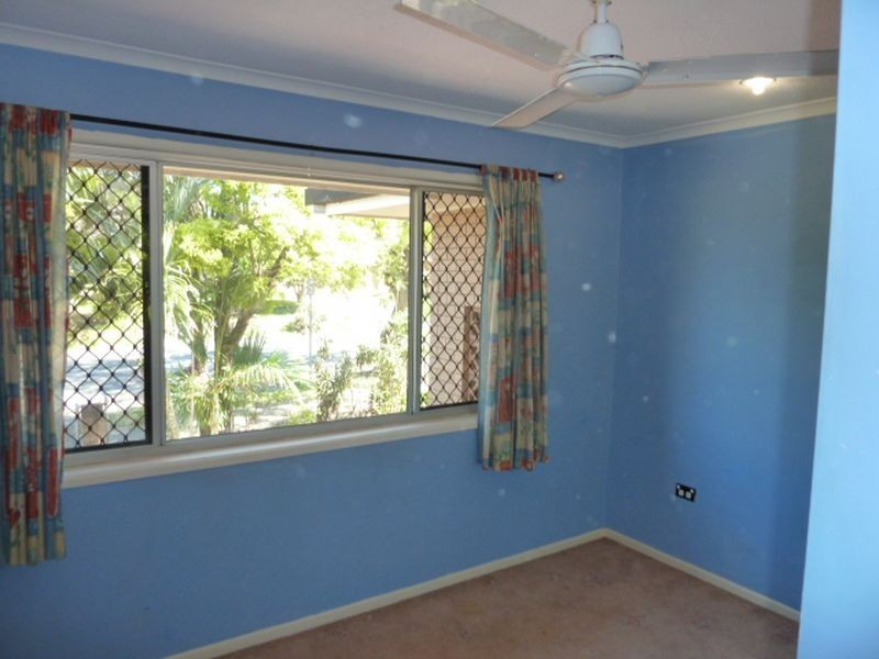 21 Charles Street, Birkdale QLD 4159