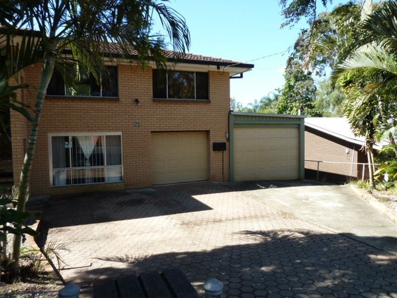 21 Charles Street, Birkdale QLD 4159