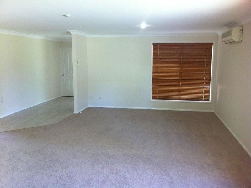 8 Willard Road, Capalaba QLD 4157