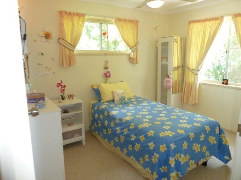 4 Emu Street, Birkdale QLD 4159