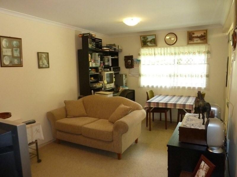 4 Emu Street, Birkdale QLD 4159
