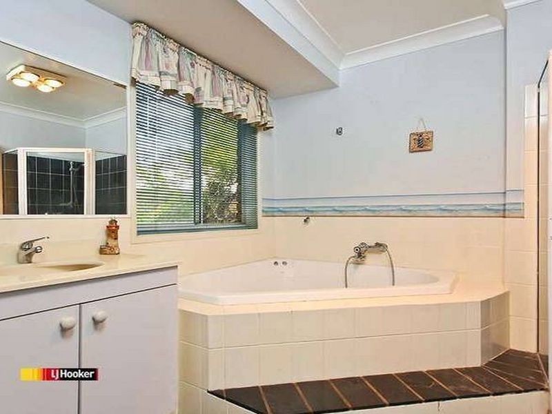 169 Birkdale Rd, Birkdale QLD 4159