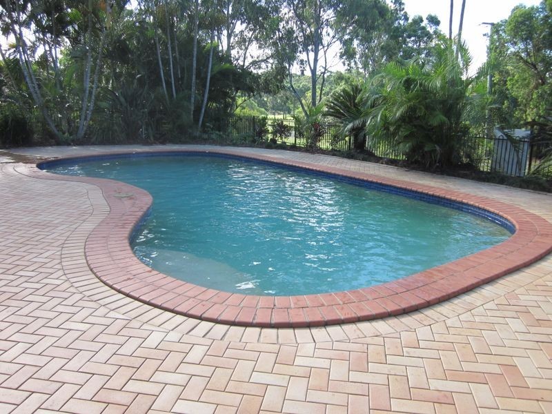 9 Quetta Close, Carindale QLD 4152