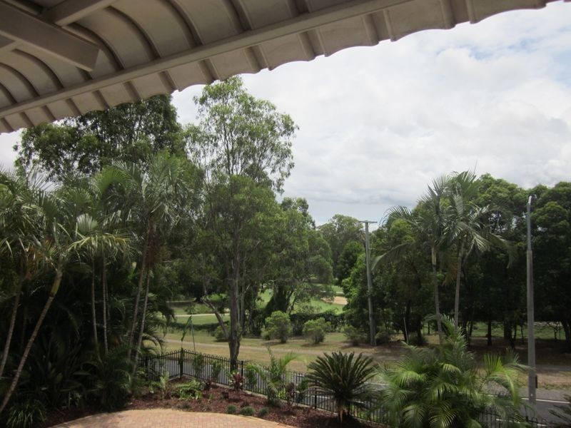 9 Quetta Close, Carindale QLD 4152