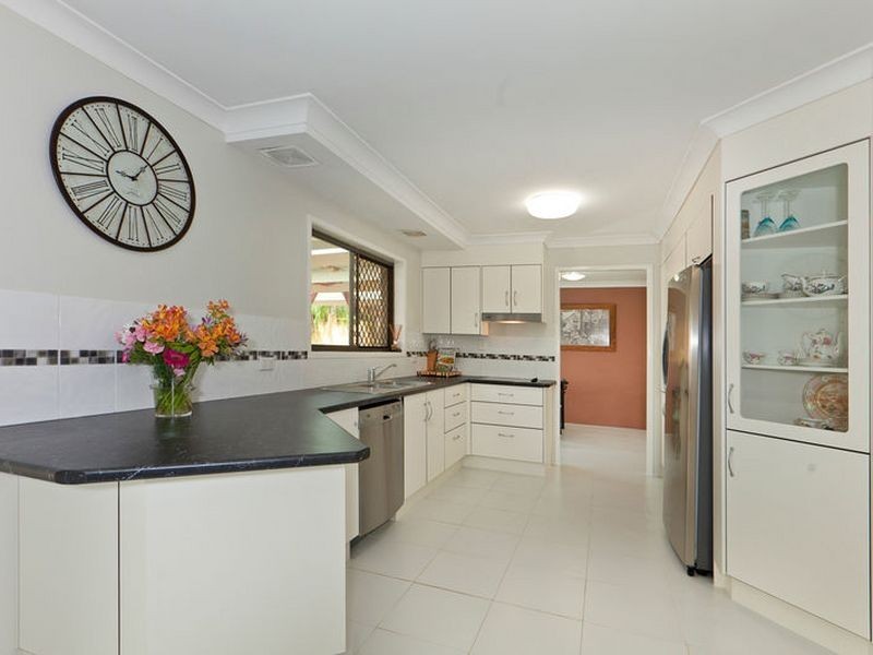 2 Elm Court, Capalaba QLD 4157