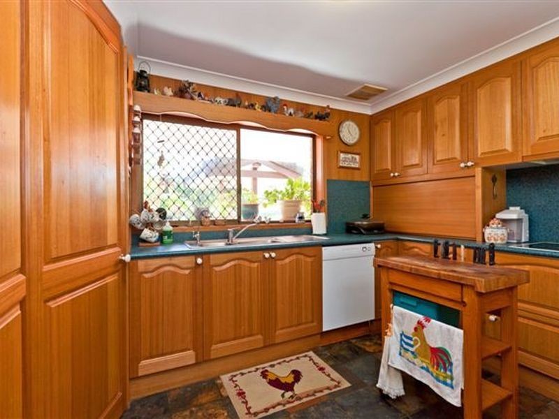 63 Whitehall Avenue, Birkdale QLD 4159