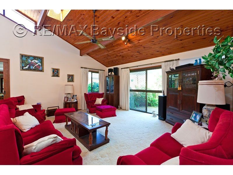 63 Whitehall Avenue, Birkdale QLD 4159