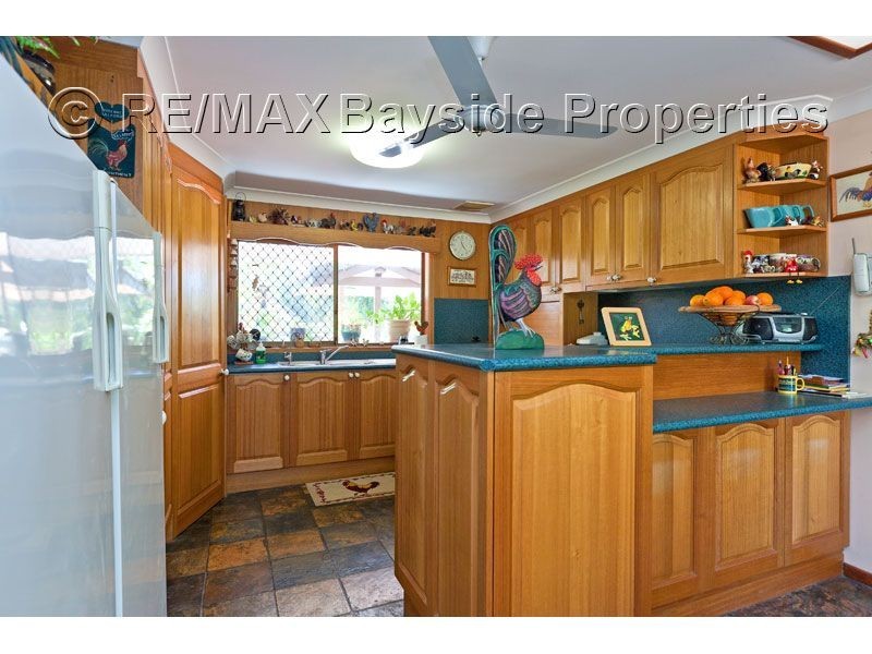 63 Whitehall Avenue, Birkdale QLD 4159