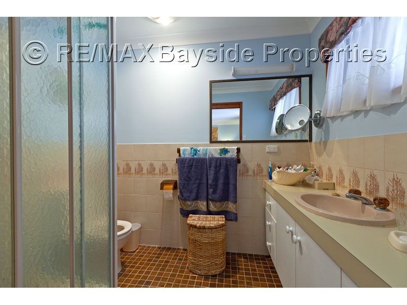 63 Whitehall Avenue, Birkdale QLD 4159