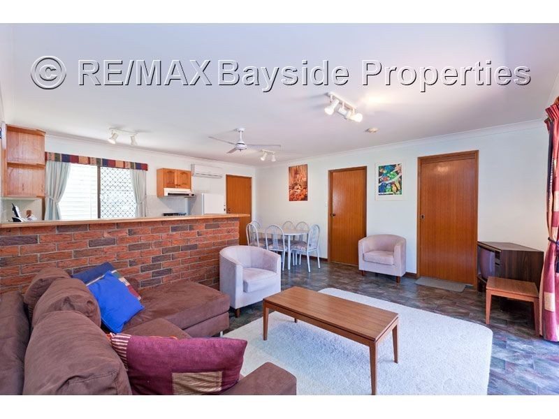 63 Whitehall Avenue, Birkdale QLD 4159