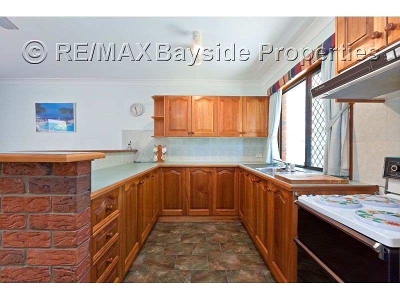 63 Whitehall Avenue, Birkdale QLD 4159