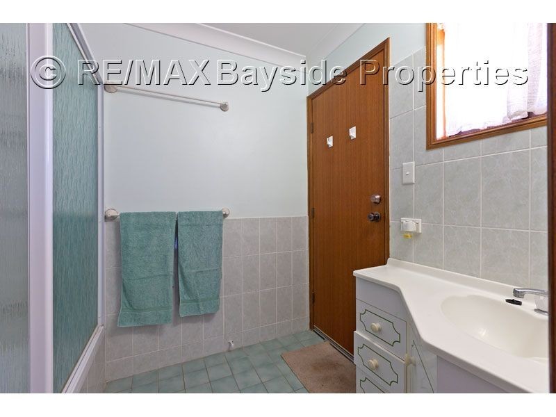 63 Whitehall Avenue, Birkdale QLD 4159