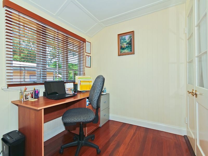 75 Main Road, Wellington Point QLD 4160