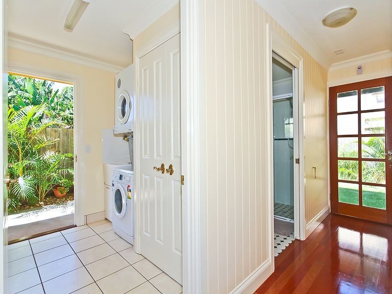 75 Main Road, Wellington Point QLD 4160