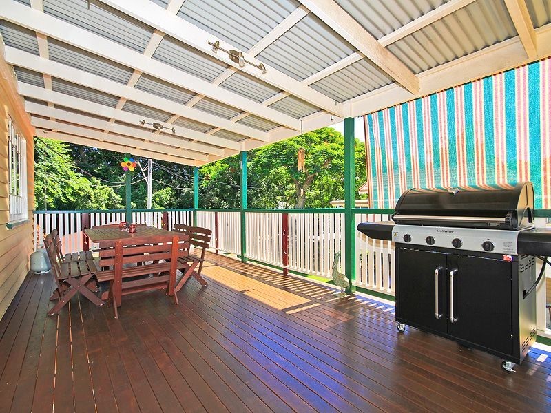 75 Main Road, Wellington Point QLD 4160