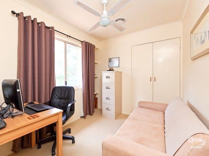 18 Barber Drive, Capalaba QLD 4157