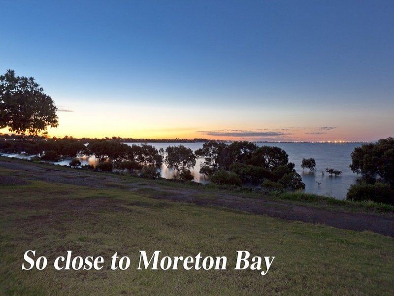 6 Commodore Drive, Birkdale QLD 4159