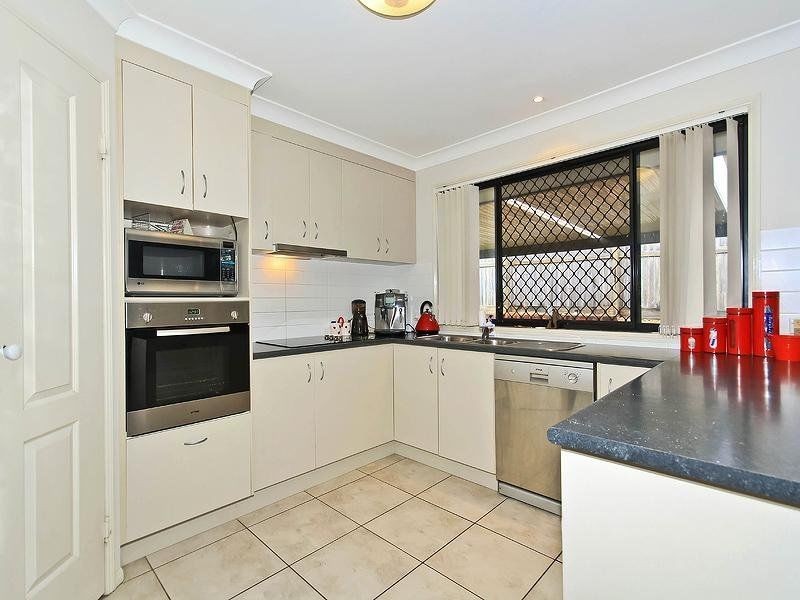 5 Bryce Place, Birkdale QLD 4159