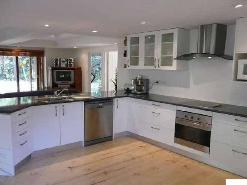 290 Victoria Parade West, Coochiemudlo Island QLD 4184