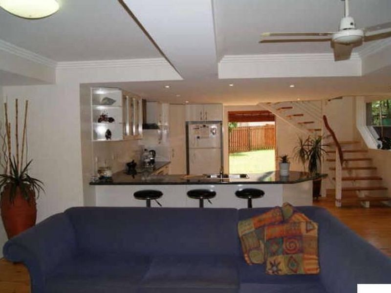 290 Victoria Parade West, Coochiemudlo Island QLD 4184