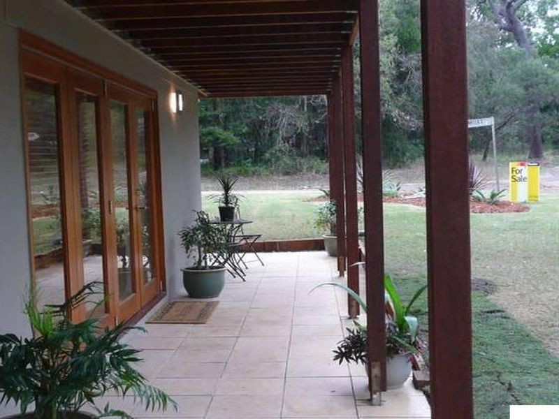 290 Victoria Parade West, Coochiemudlo Island QLD 4184