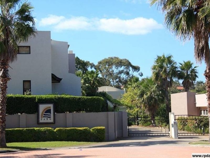 Unit 20/45 Barrett Street, Robertson QLD 4109