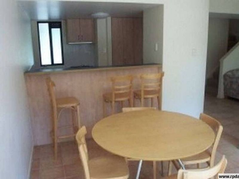 Unit 20/45 Barrett Street, Robertson QLD 4109