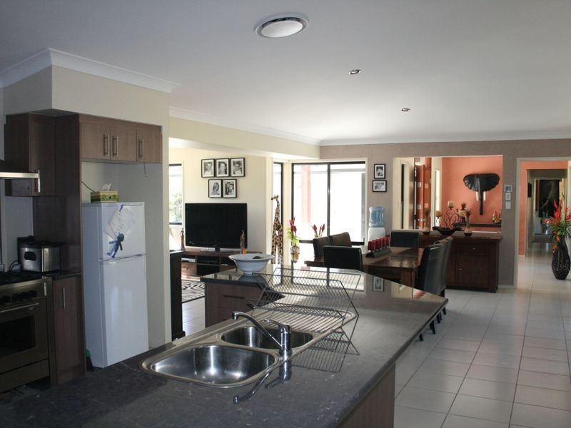 99 Tyberry Street, Chandler QLD 4155