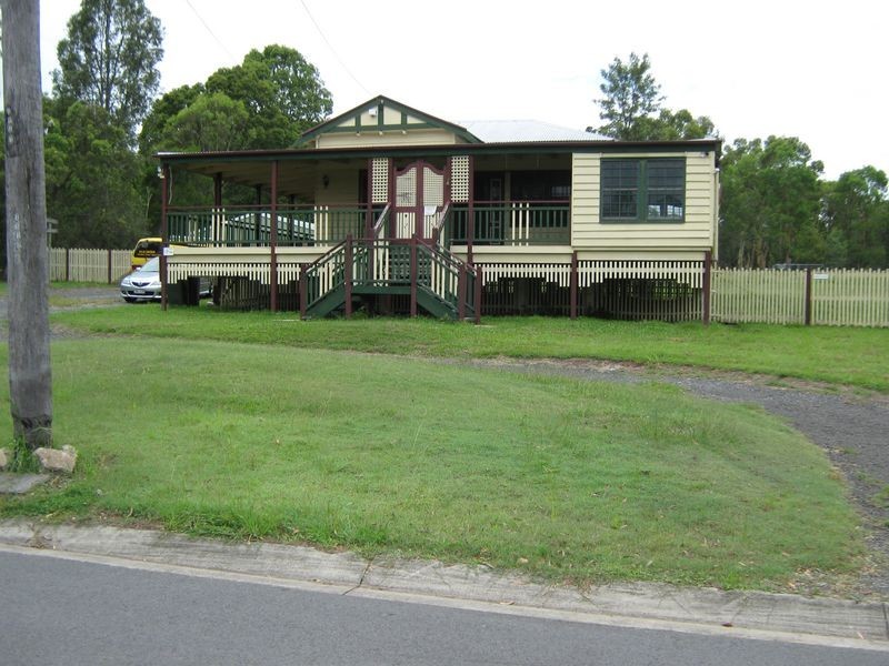 31 London Road, Belmont QLD 4153