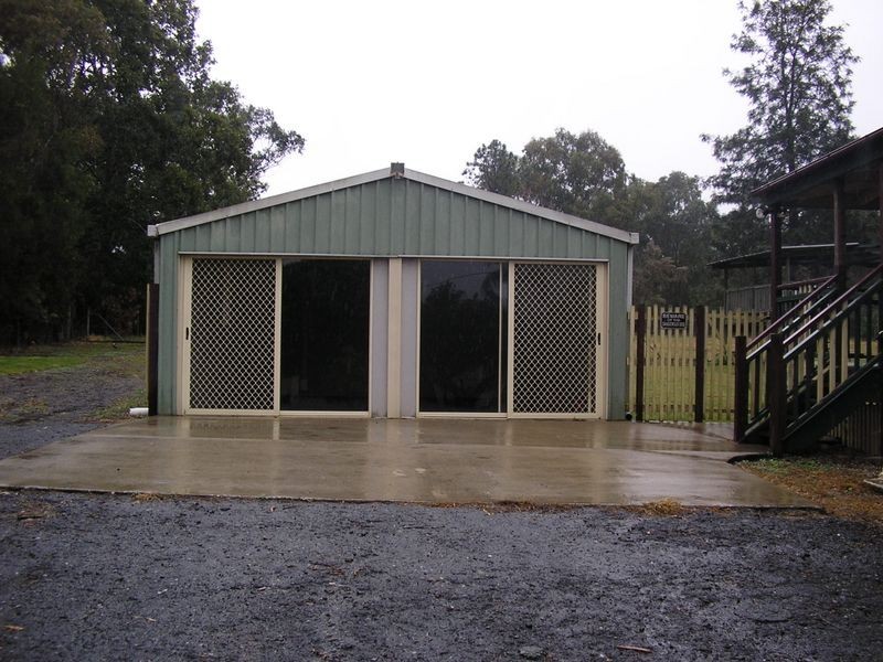 31 London Road, Belmont QLD 4153