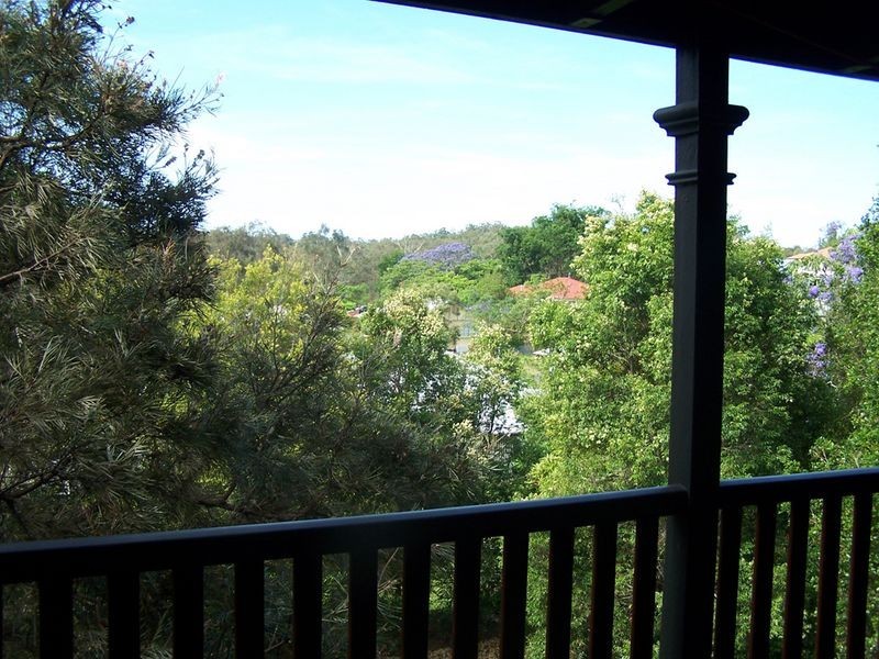 74 Sapphire Street, Holland Park QLD 4121