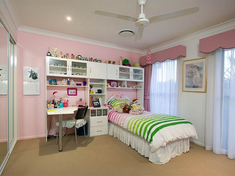 69 Allan Day Drive, Wellington Point QLD 4160
