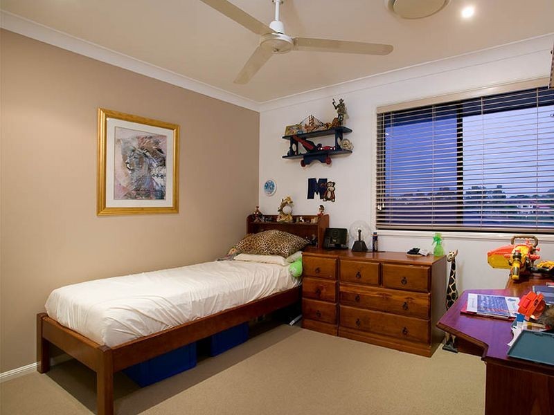 69 Allan Day Drive, Wellington Point QLD 4160