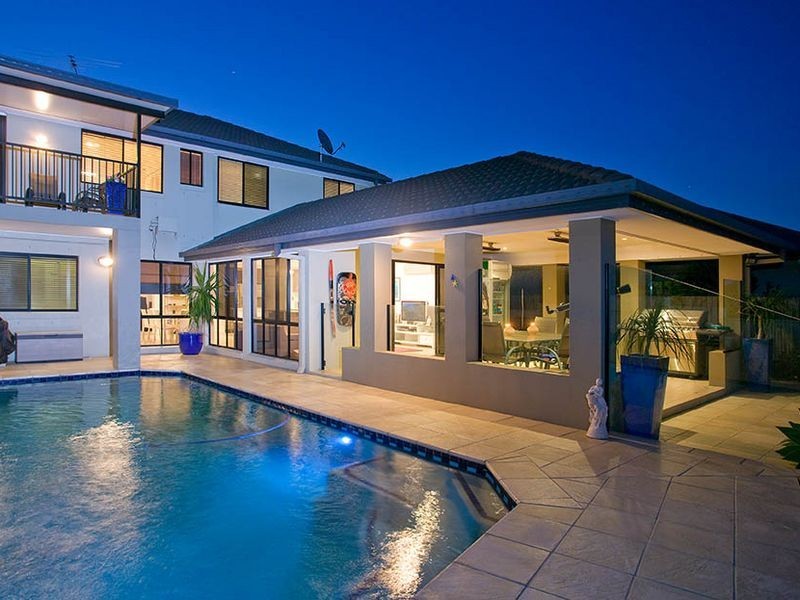 69 Allan Day Drive, Wellington Point QLD 4160