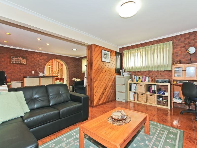 41 Estoril Street, Robertson QLD 4109